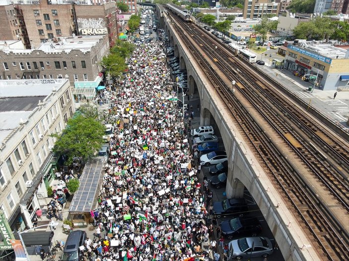 New York'ta Filistin'e destek yürüyüşü