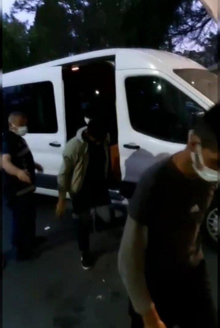 Avrupa'dan İstanbul'a gitmeye çalışan 11 kaçak göçmen yakalandı