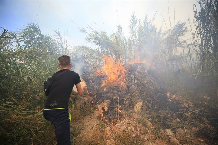 Antalya'da çıkan yangın, kontrol altına alındı
