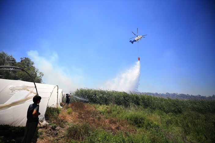 Antalya'da çıkan yangın, kontrol altına alındı