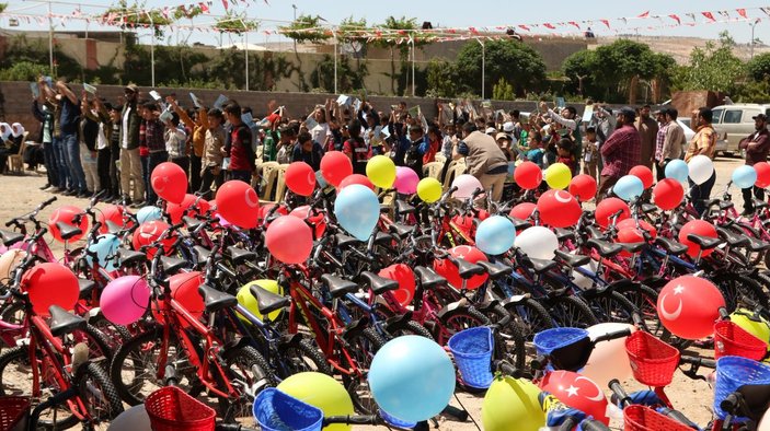 Acıbadem Okulları'ndan Bir Bisikletle Mutluluğa Kapı Açıyoruz kampanyası