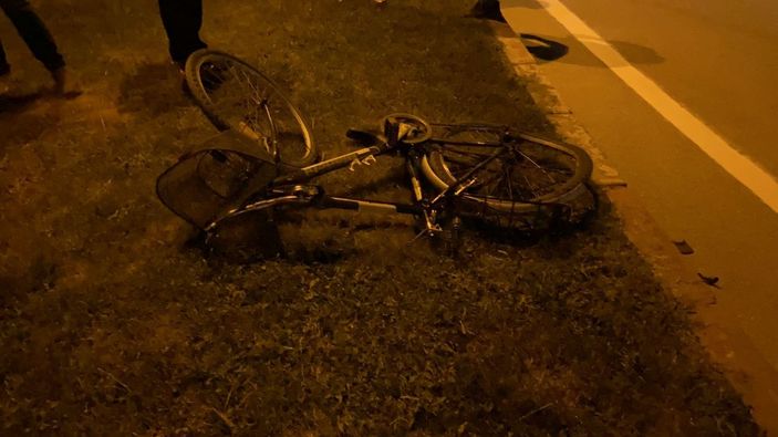 Bursa'da polisten kaçarken ağır yaraladığı bisikletliyi yolun ortasında ölüme terk etti