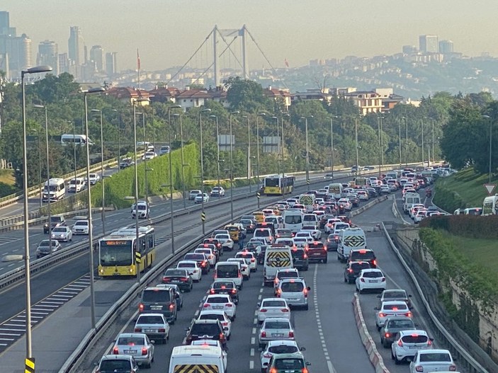 İstanbul’da haftanın ilk iş günü trafiği