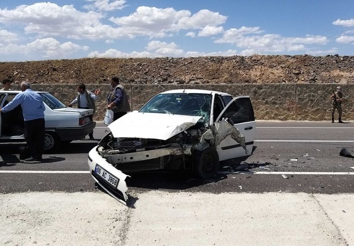 Şanlıurfa'da trafik kazası: 8 yaralı