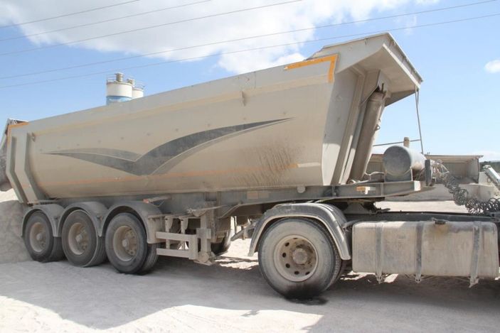Konya'da kamyon sürücüsü elektrik akımına kapıldı
