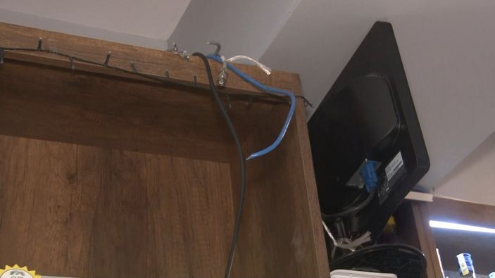 Kadıköy'deki tekel bayisinden 70 bin liralık ürün çalındı