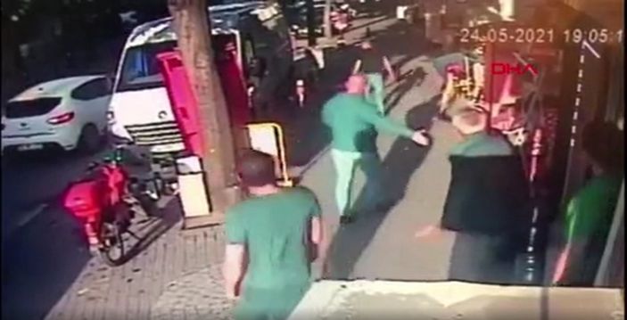 d İstanbul’da, kendisine saldıran adamı piknik tüpü ile darbetti