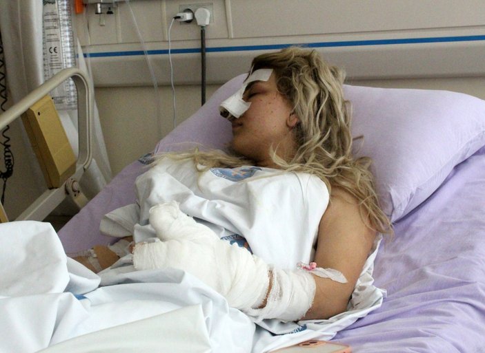 Antalya'da sevgilisi tarafından pencereden itilen hemşire tedavi görüyor