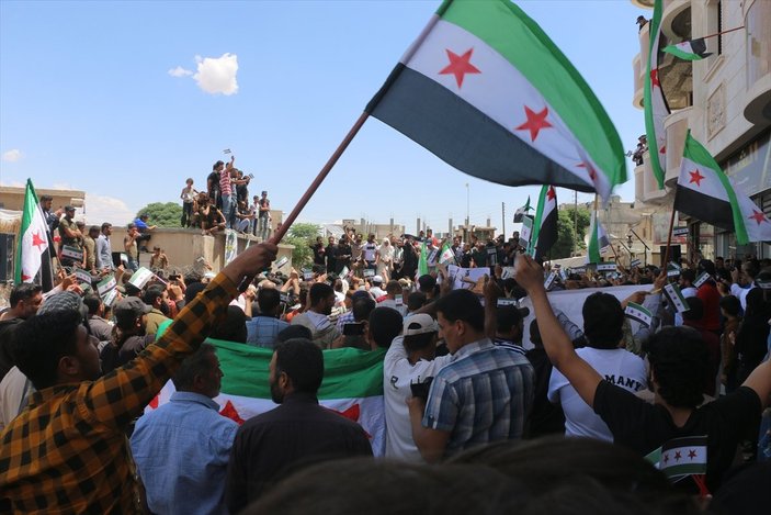 Suriye'de Esad rejiminin seçimi protesto edildi
