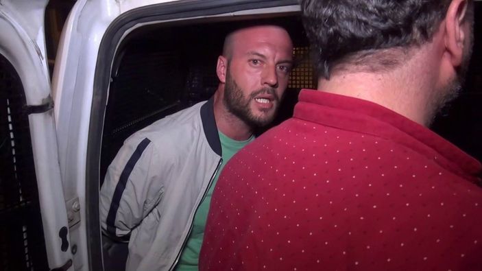 i Bursa'da tüfekle bekçilerin üzerine yürüdü