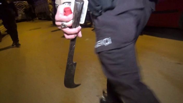 i Bursa'da tüfekle bekçilerin üzerine yürüdü