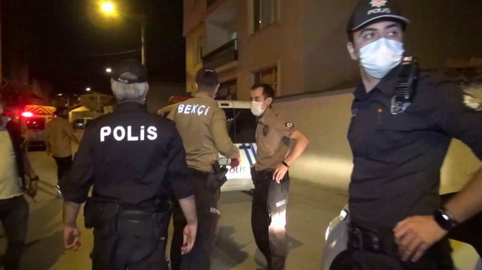 i Bursa'da tüfekle bekçilerin üzerine yürüdü