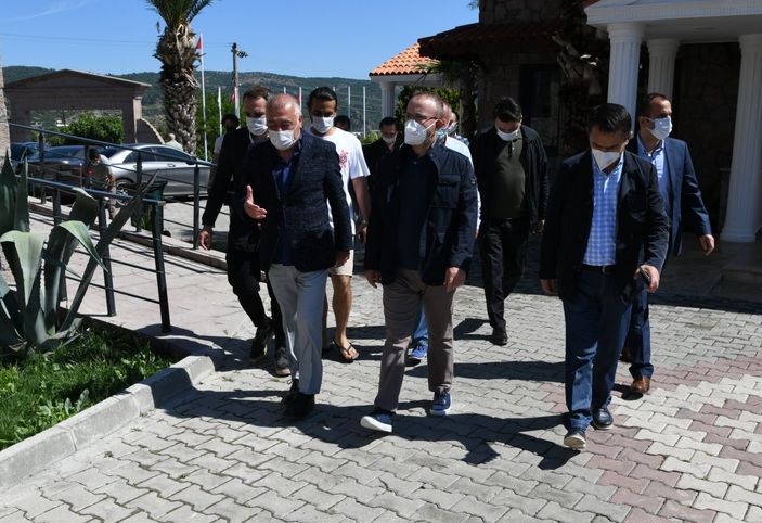 İ Bülent Turan, Çanakkale'de turizmcilerle buluştu