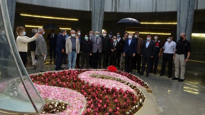 Kemal Kılıçdaroğlu, Süleyman Demirel'in anıt mezarını ziyaret etti