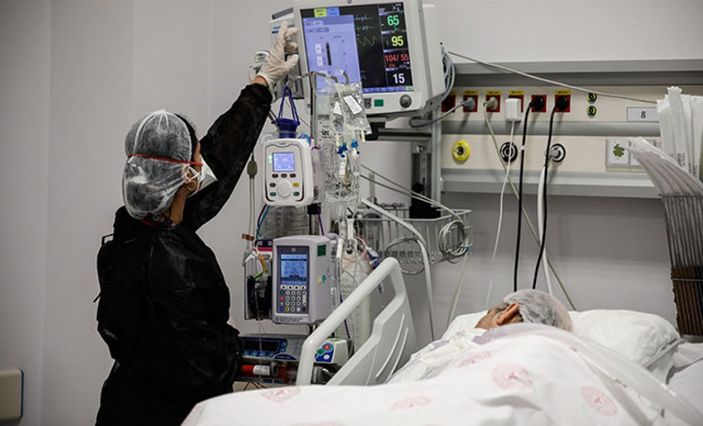 Karaciğer tutulumu, ölüm oranını 3 kat artırıyor