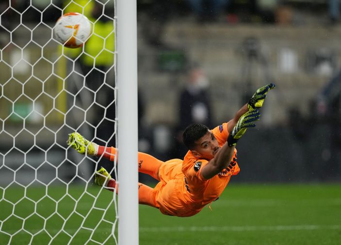 UEFA Avrupa Ligi Kupası'nın galibi Villarreal