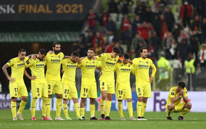 UEFA Avrupa Ligi Kupası'nın galibi Villarreal