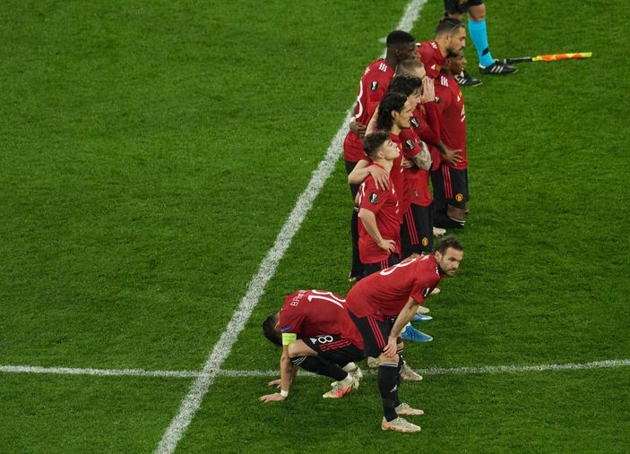 UEFA Avrupa Ligi Kupası'nın galibi Villarreal