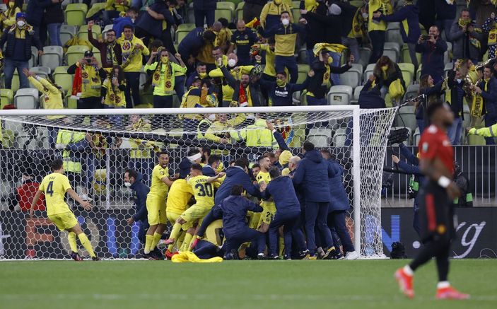 UEFA Avrupa Ligi Kupası'nın galibi Villarreal
