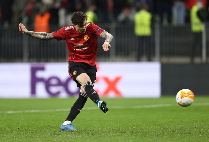 UEFA Avrupa Ligi Kupası'nın galibi Villarreal