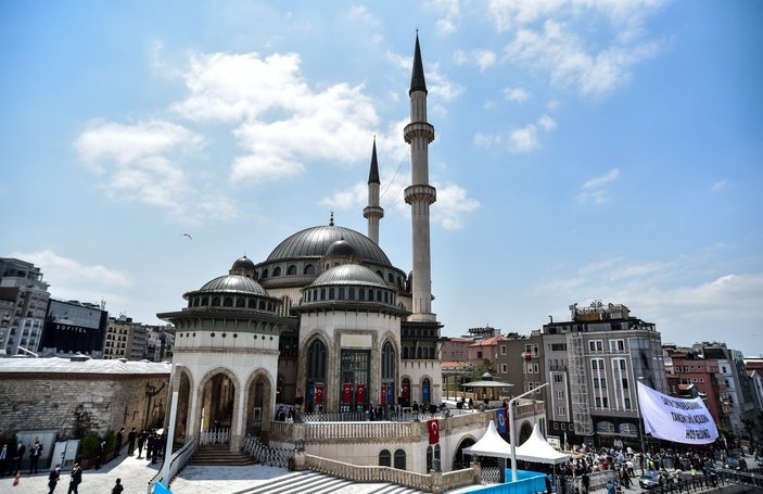 Necmettin Erbakan'ın, Taksim Camii ile ilgili sözleri