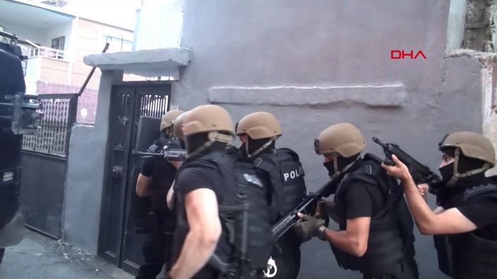 Adana merkezli 3 ilde PKK/KCK operasyonu: Gençlere ideolojik eğitim vermişler