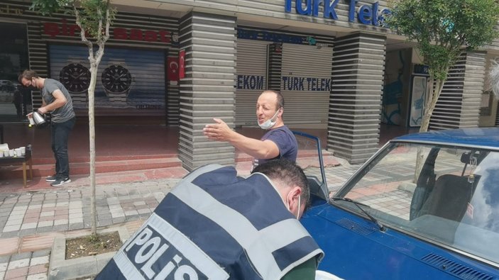 Bursa'da izin belgesi alan çiftçi, şehir turu yaparken yakalandı