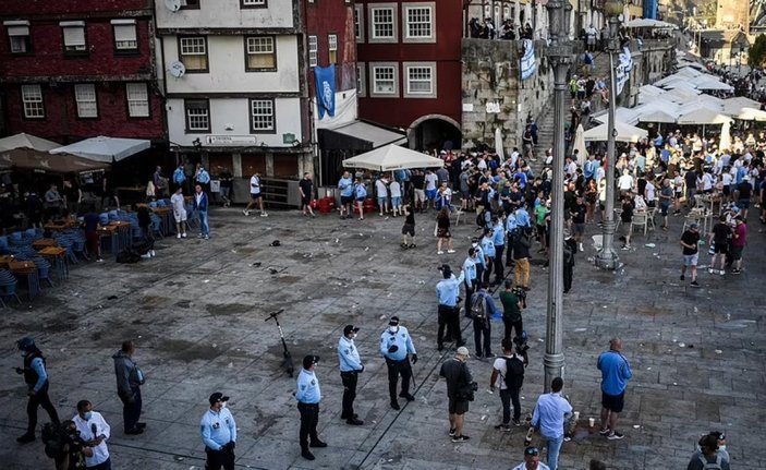 Portekiz'de Şampiyonlar Ligi finali öncesi sokaklar kana bulandı