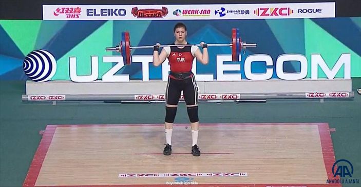 Dünya Gençler Halter Şampiyonası'nda Dilara Uçan'dan altın madalya
