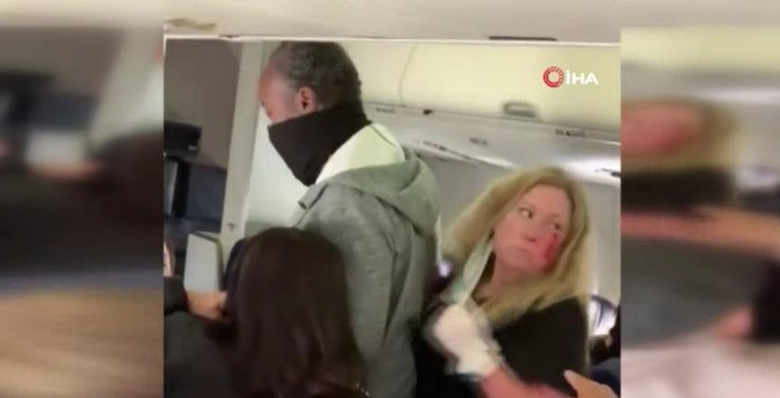 ABD uçağında yolcuyu uyaran kabin görevlisi darbedildi