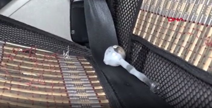 Bursa'da polisten kaçan şüpheli tuvalette yakalandı