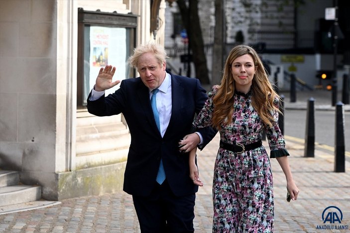 Boris Johnson gizli törenle yeniden evlendi