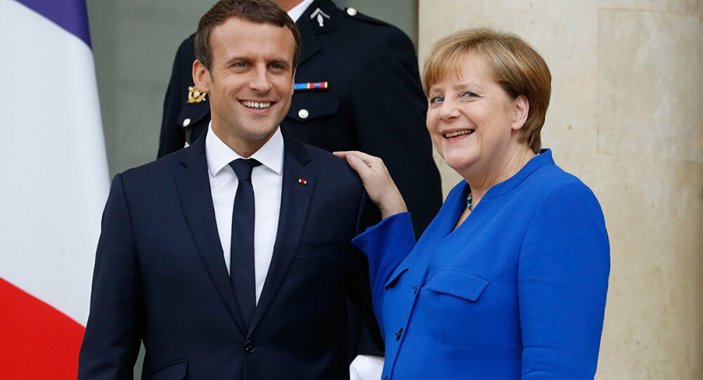 Angela Merkel ile Emmanuel Macron'dan casusluk açıklaması