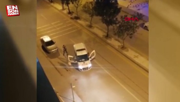 Ankara'da polise bıçakla saldıran kişi silahla vurularak durduruldu