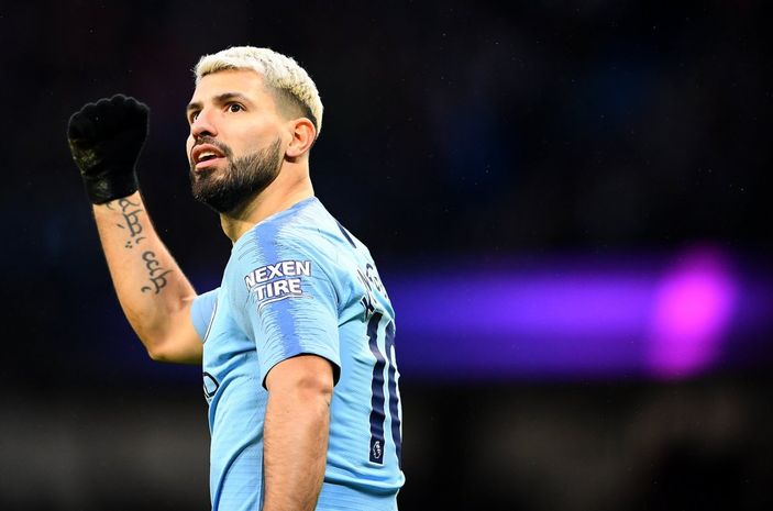Agüero'dan Manchester City personellerine veda hediyesi