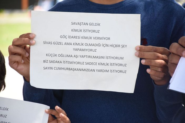 d Sivas'ta 11 çocuklu Afgan baba yardım istedi