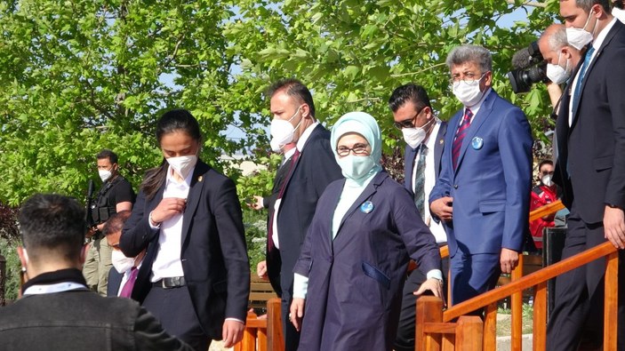 Emine Erdoğan ve Murat Kurum’un Van ziyareti