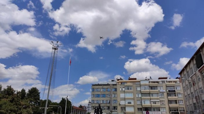 Burdur'da drone destekli yaya geçidi denetimi