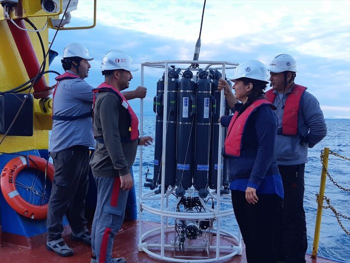 ODTÜ araştırma gemisi Bilim-2, deniz salyalarını takip edecek