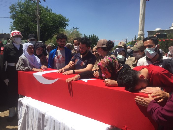 Hatay şehidi Halit Altun'a veda