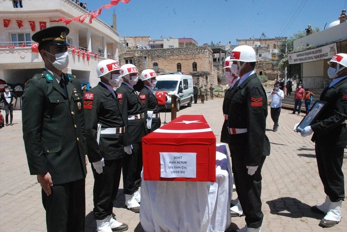 Hatay şehidi Halit Altun'a veda