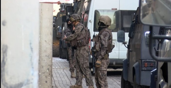 Diyarbakır’da PKK/KCK’nın sözde mahalle meclisine operasyon