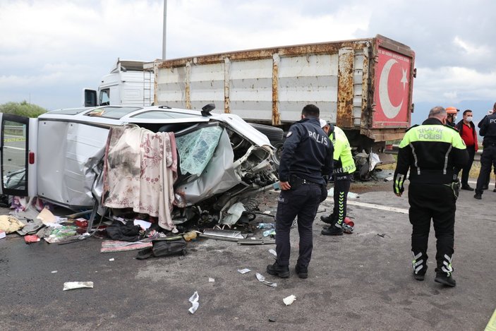 Bolu'da otoyolda kaza: 1 ölü, 2 yaralı