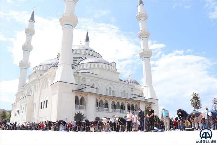 Uzun Mehmet Camii, ibadete açıldı