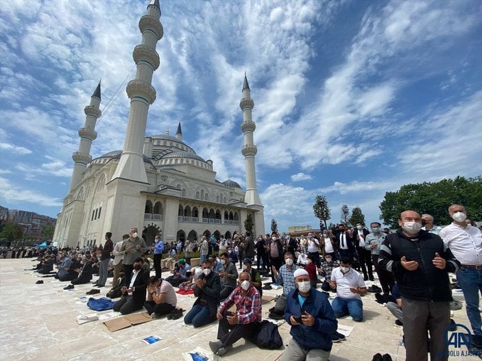 Uzun Mehmet Camii, ibadete açıldı