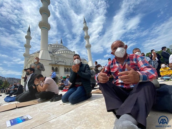 Uzun Mehmet Camii, ibadete açıldı