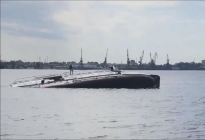 Rusya’da batan gemiden kurtuluş