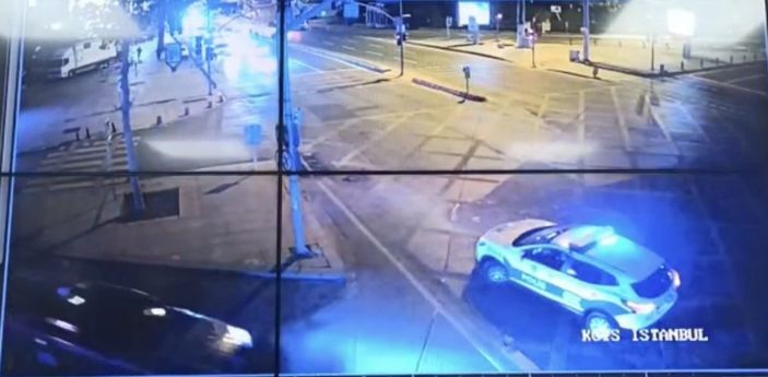 i Fatih’te dur ihtarına uymayan sürücü, polis aracına çarpınca yakalandı