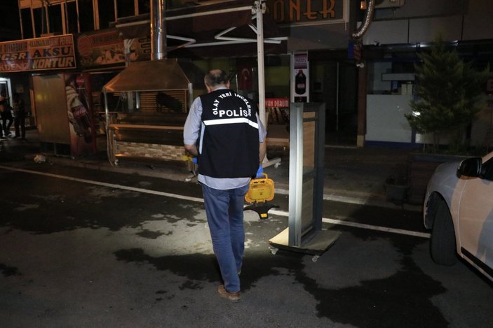 Adana'daki kebapçıya kalaşnikofla saldırı düzenlendi