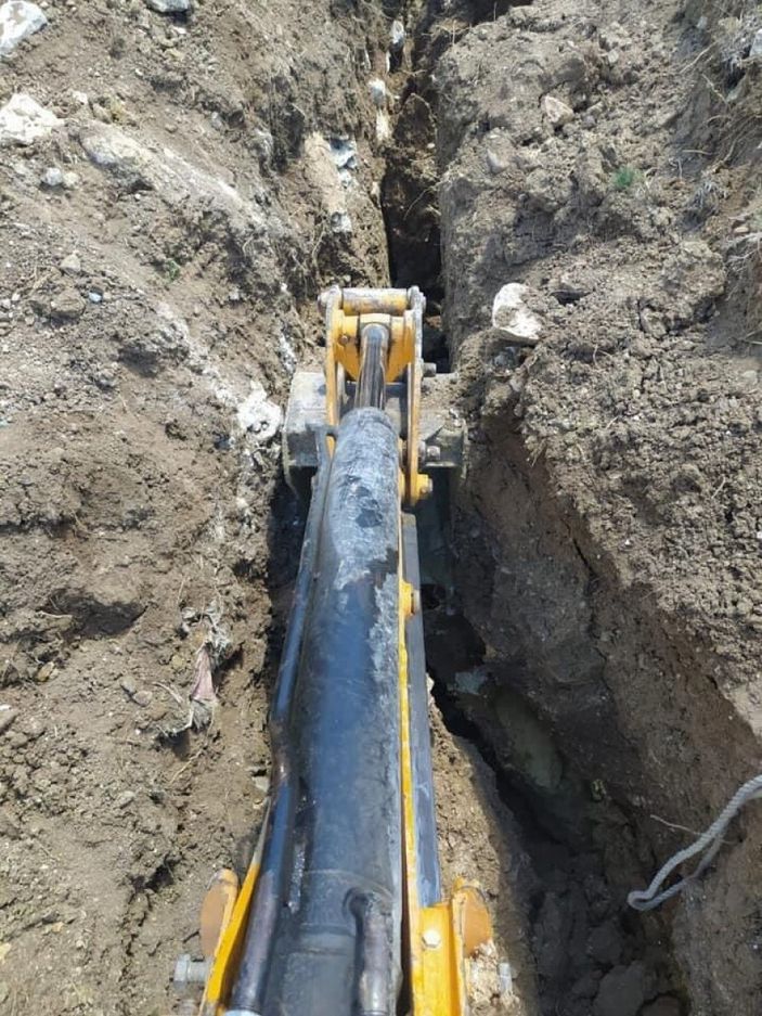 i Çankırı'da su hattı çekerken, göçük altında kaldı